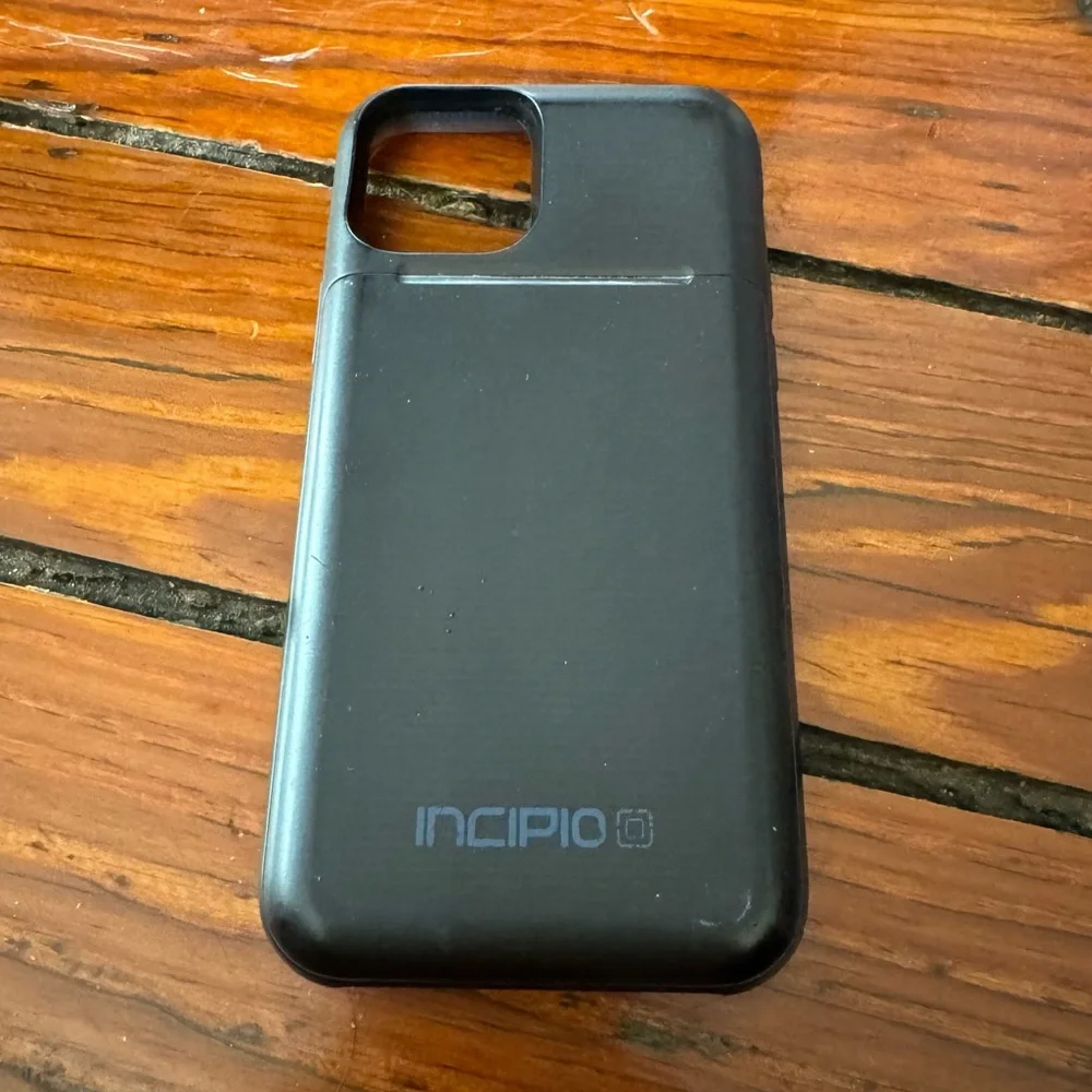 INCIPIO Stashback Sliding Credit Card Protection Case For iPhone 11 Pro - Picture 4 of 10